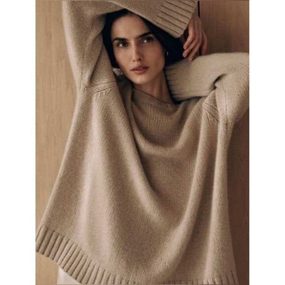Jenni Kayne Sweaters - Jenni Kayne Cashmere Amelia Crewneck Sweater in Warm Sand Size Small